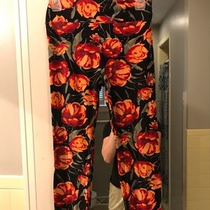 Lularoe leggings small